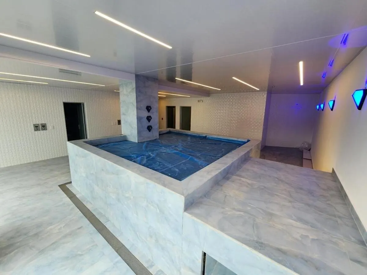 Estudio De Lujo Granda Centeno Quito Ecuador